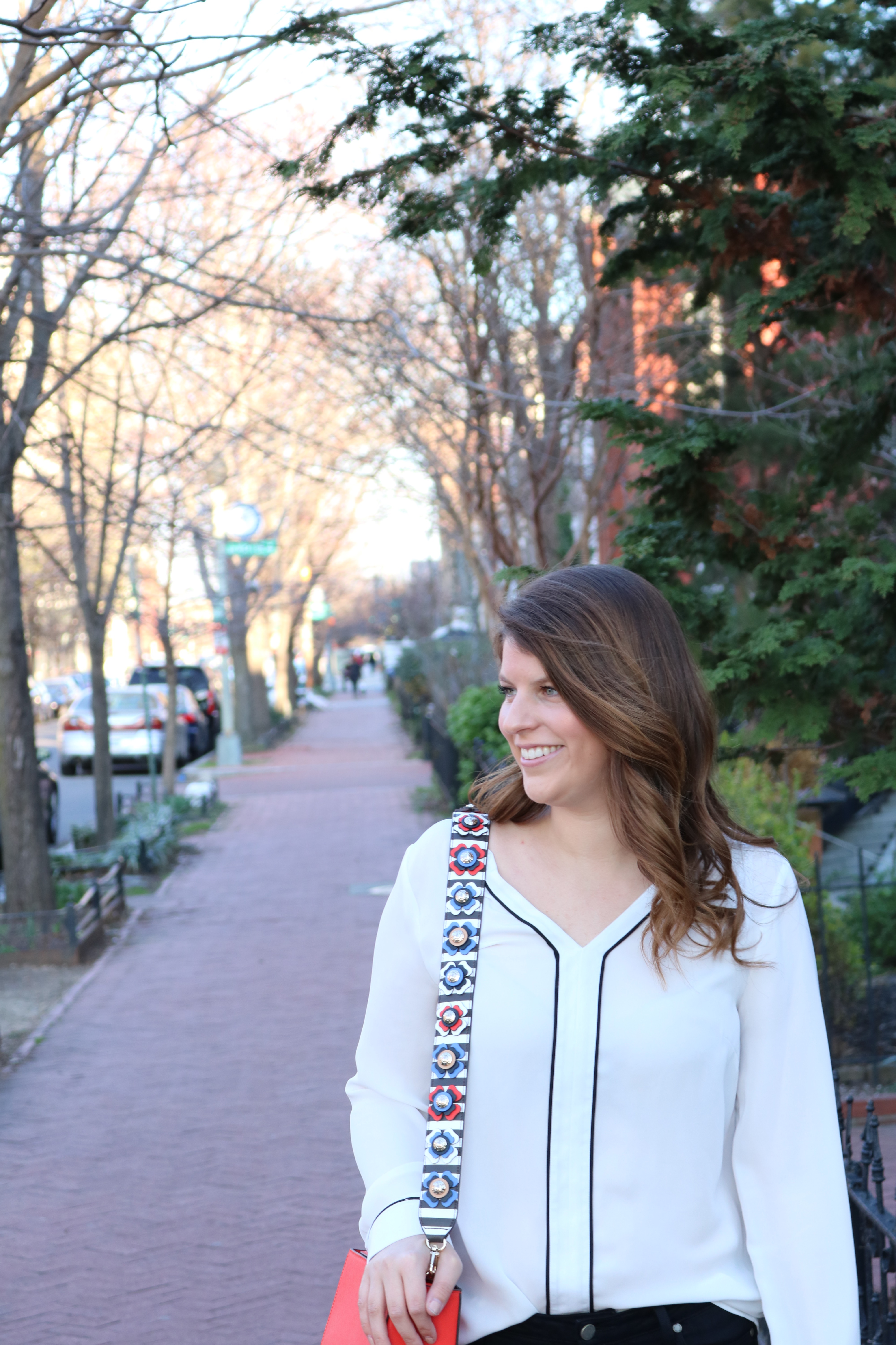 Lifestyle blogger Brianna Manzelli of Bree West sharing tips to get through daylight savings and a perfect transitional spring outfit